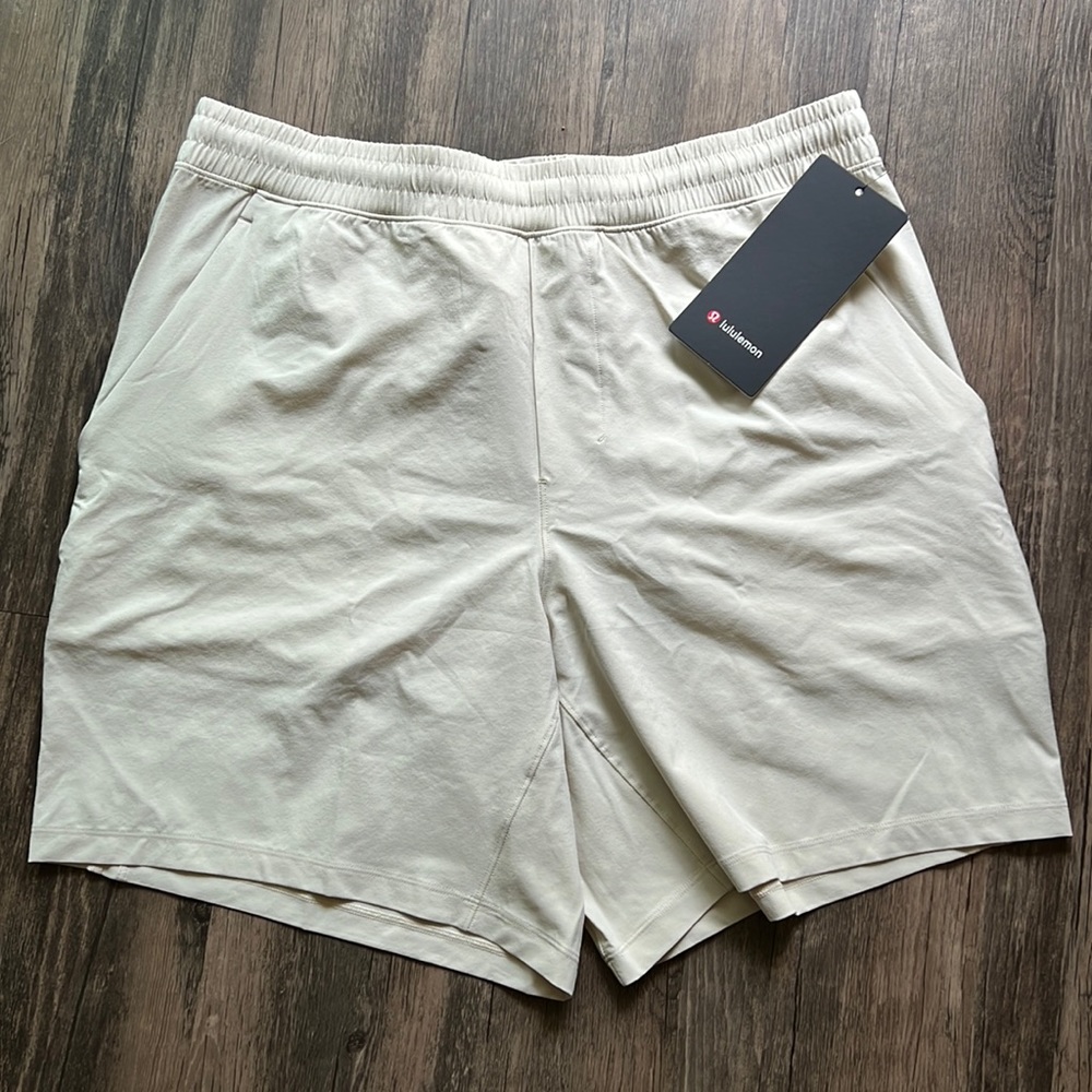 Men’s Large Pace Breaker Short 7” length